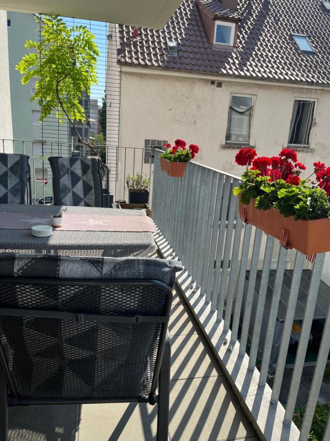Schoenes Zimmer In Zentraler Lage Ulm Exterior foto